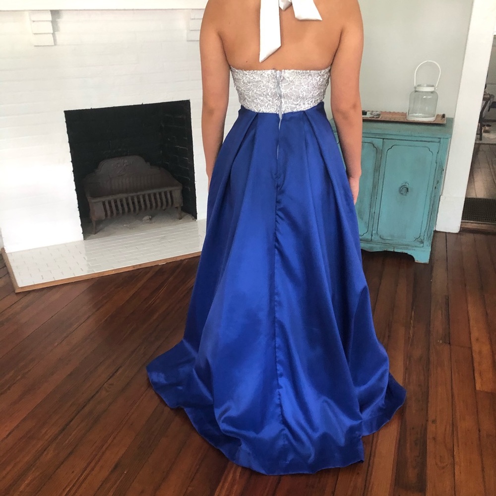 Dress - Picture 2 of 3
